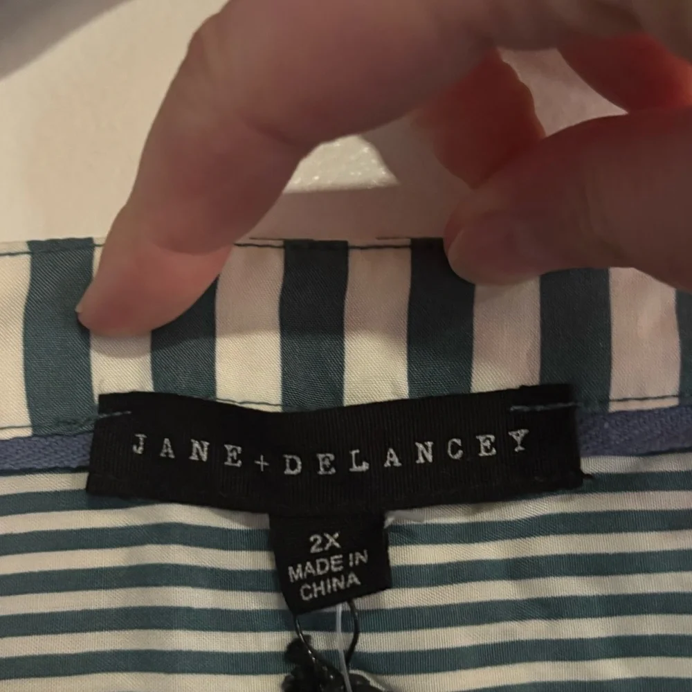 NWT Jane & Delaney Striped Green and White Women's Top, size 2X - Picture 2 of 8